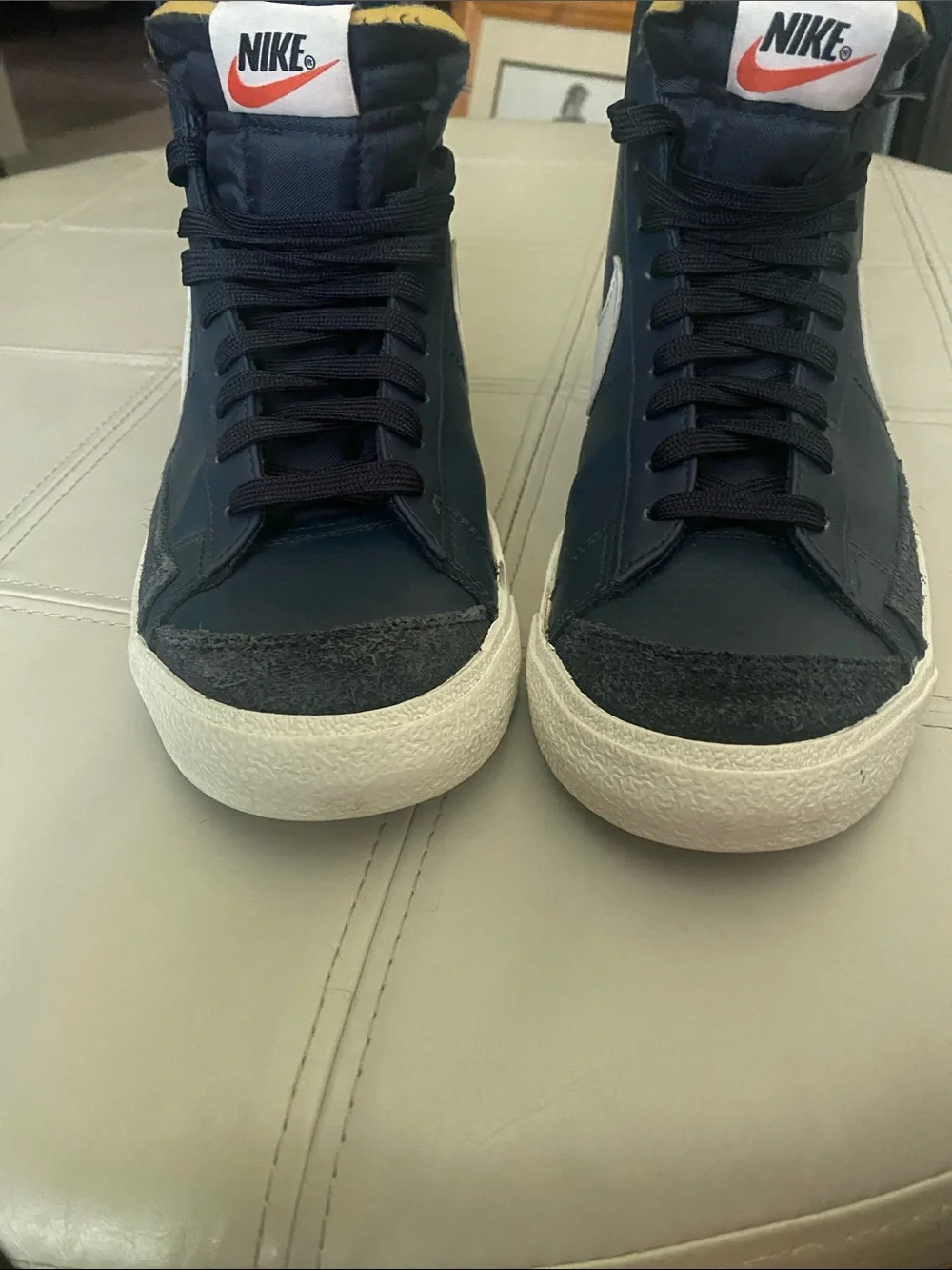 Nike Men’s VTG Navy High-Top Sneakers 8.5